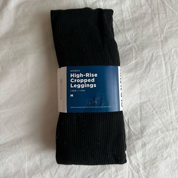 Old Navy High rise Cropped Leggings size M - Picture 1 of 3